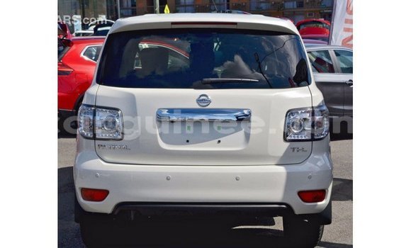 Buy Import Nissan Patrol White Car in Import - Dubai in Conakry Buy Import Nissan Patrol White Car in Import - Dubai in Conakry