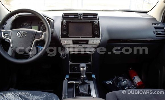 Buy Import Toyota Land Cruiser Black Car in Import - Dubai in Conakry Buy Import Toyota Land Cruiser Black Car in Import - Dubai in Conakry