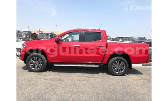 Acheter Import Voiture Mercedes-Benz 250 Rouge à Import - Dubai, Conakry Acheter Import Voiture Mercedes-Benz 250 Rouge à Import - Dubai, Conakry