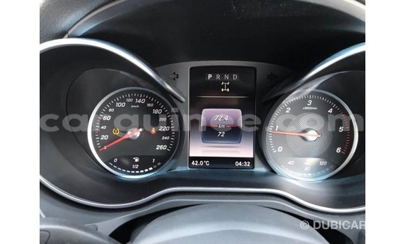 Acheter Import Voiture Mercedes-Benz 250 Rouge à Import - Dubai, Conakry Acheter Import Voiture Mercedes-Benz 250 Rouge à Import - Dubai, Conakry