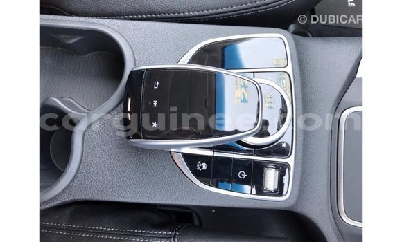 Acheter Import Voiture Mercedes-Benz 250 Rouge à Import - Dubai, Conakry Acheter Import Voiture Mercedes-Benz 250 Rouge à Import - Dubai, Conakry