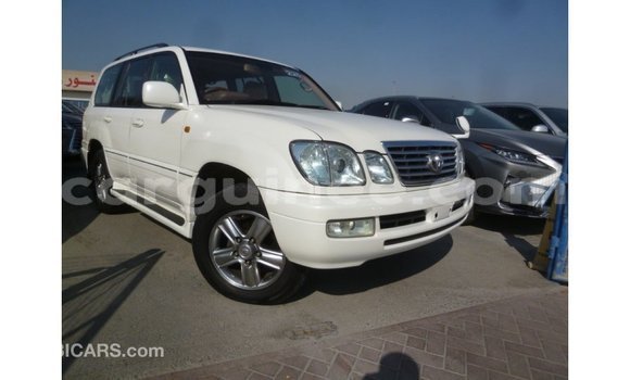 Buy Import Toyota Land Cruiser White Car in Import - Dubai in Conakry Buy Import Toyota Land Cruiser White Car in Import - Dubai in Conakry