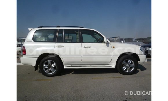 Buy Import Toyota Land Cruiser White Car in Import - Dubai in Conakry Buy Import Toyota Land Cruiser White Car in Import - Dubai in Conakry