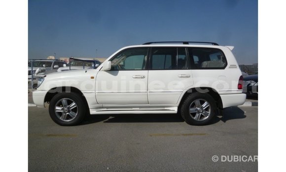 Buy Import Toyota Land Cruiser White Car in Import - Dubai in Conakry Buy Import Toyota Land Cruiser White Car in Import - Dubai in Conakry