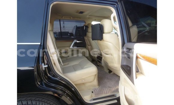 Buy Import Toyota Land Cruiser Black Car in Import - Dubai in Conakry Buy Import Toyota Land Cruiser Black Car in Import - Dubai in Conakry