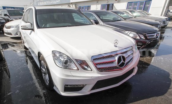 Buy Import Mercedes-Benz 200 White Car in Import - Dubai in Conakry Buy Import Mercedes-Benz 200 White Car in Import - Dubai in Conakry