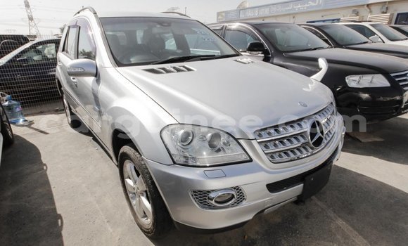 Buy Import Mercedes-Benz 190 Other Car in Import - Dubai in Conakry Buy Import Mercedes-Benz 190 Other Car in Import - Dubai in Conakry
