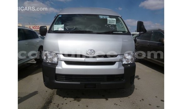 Buy Import Toyota Hiace Other Car in Import - Dubai in Conakry Buy Import Toyota Hiace Other Car in Import - Dubai in Conakry