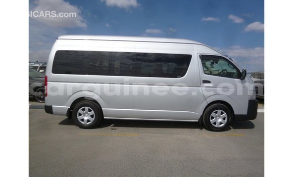 Buy Import Toyota Hiace Other Car in Import - Dubai in Conakry Buy Import Toyota Hiace Other Car in Import - Dubai in Conakry