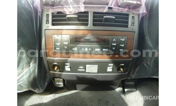 Buy Import Toyota Land Cruiser Other Car in Import - Dubai in Conakry Buy Import Toyota Land Cruiser Other Car in Import - Dubai in Conakry