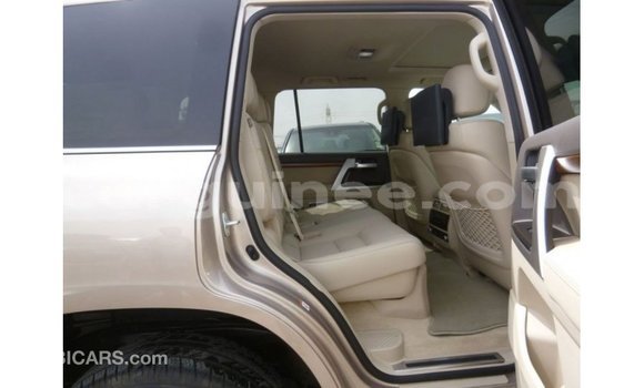 Buy Import Toyota Land Cruiser Other Car in Import - Dubai in Conakry Buy Import Toyota Land Cruiser Other Car in Import - Dubai in Conakry
