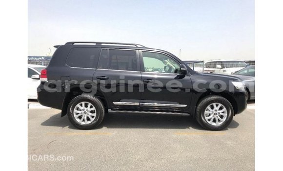 Acheter Import Voiture Toyota Land Cruiser Noir à Import - Dubai, Conakry Acheter Import Voiture Toyota Land Cruiser Noir à Import - Dubai, Conakry