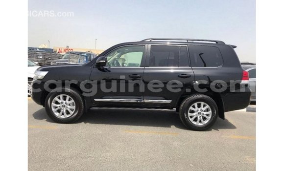 Acheter Import Voiture Toyota Land Cruiser Noir à Import - Dubai, Conakry Acheter Import Voiture Toyota Land Cruiser Noir à Import - Dubai, Conakry
