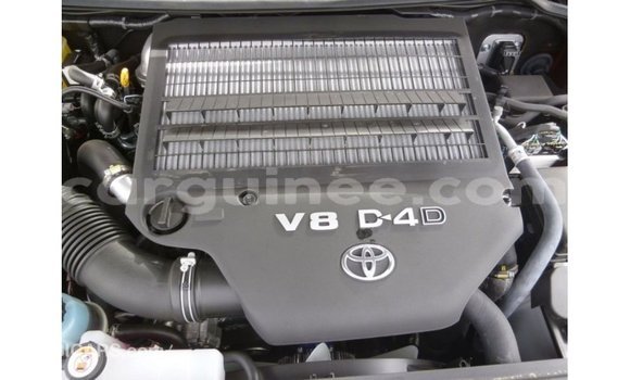 Buy Import Toyota Land Cruiser Brown Car in Import - Dubai in Conakry Buy Import Toyota Land Cruiser Brown Car in Import - Dubai in Conakry