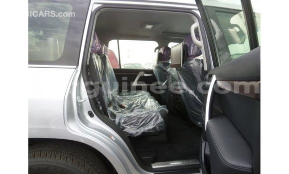 Buy Import Toyota Land Cruiser Other Car in Import - Dubai in Conakry Buy Import Toyota Land Cruiser Other Car in Import - Dubai in Conakry