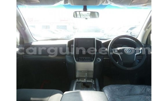 Buy Import Toyota Land Cruiser Other Car in Import - Dubai in Conakry Buy Import Toyota Land Cruiser Other Car in Import - Dubai in Conakry