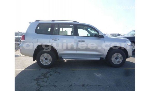 Buy Import Toyota Land Cruiser Other Car in Import - Dubai in Conakry Buy Import Toyota Land Cruiser Other Car in Import - Dubai in Conakry