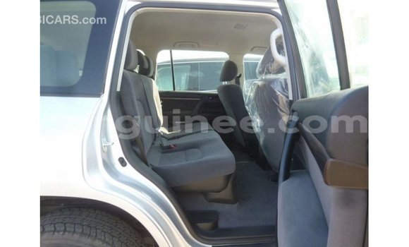 Buy Import Toyota Land Cruiser Other Car in Import - Dubai in Conakry Buy Import Toyota Land Cruiser Other Car in Import - Dubai in Conakry