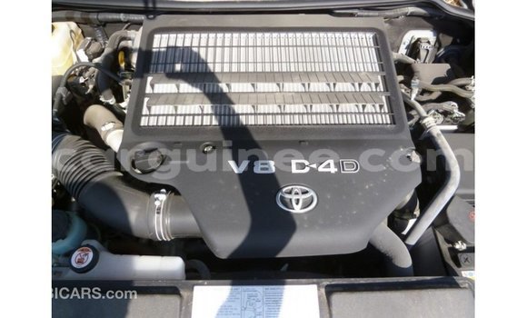 Buy Import Toyota Land Cruiser Other Car in Import - Dubai in Conakry Buy Import Toyota Land Cruiser Other Car in Import - Dubai in Conakry