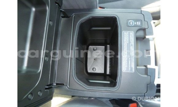 Acheter Import Voiture Toyota Land Cruiser Noir à Import - Dubai, Conakry Acheter Import Voiture Toyota Land Cruiser Noir à Import - Dubai, Conakry