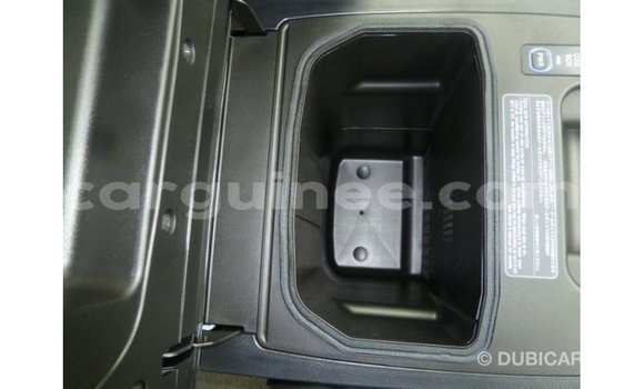 Acheter Import Voiture Toyota Land Cruiser Noir à Import - Dubai, Conakry Acheter Import Voiture Toyota Land Cruiser Noir à Import - Dubai, Conakry
