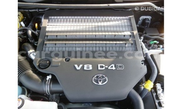 Buy Import Toyota Land Cruiser Black Car in Import - Dubai in Conakry Buy Import Toyota Land Cruiser Black Car in Import - Dubai in Conakry
