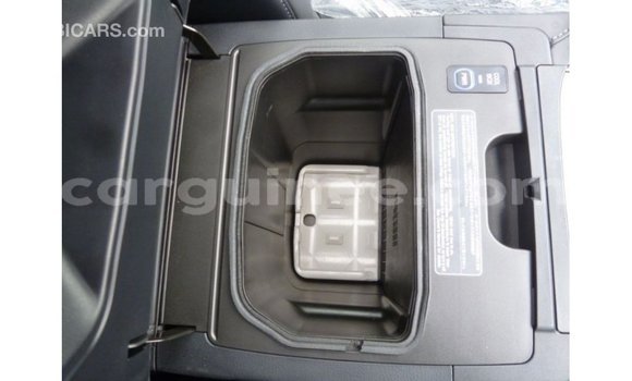 Acheter Import Voiture Lexus LX Blanc à Import - Dubai, Conakry Acheter Import Voiture Lexus LX Blanc à Import - Dubai, Conakry