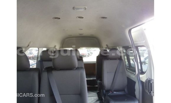 Buy Import Toyota Hiace White Car in Import - Dubai in Conakry Buy Import Toyota Hiace White Car in Import - Dubai in Conakry