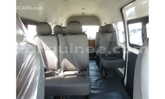 Buy Import Toyota Hiace White Car in Import - Dubai in Conakry Buy Import Toyota Hiace White Car in Import - Dubai in Conakry