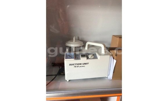 Acheter Import Voiture Toyota Hiace Blanc à Import - Dubai, Conakry Acheter Import Voiture Toyota Hiace Blanc à Import - Dubai, Conakry