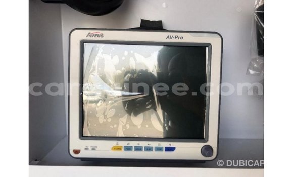 Buy Import Toyota Hiace White Car in Import - Dubai in Conakry Buy Import Toyota Hiace White Car in Import - Dubai in Conakry