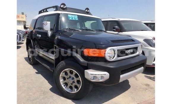 Acheter Import Voiture Toyota FJ Cruiser Noir à Import - Dubai, Conakry Acheter Import Voiture Toyota FJ Cruiser Noir à Import - Dubai, Conakry