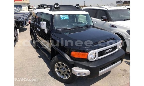 Acheter Import Voiture Toyota FJ Cruiser Noir à Import - Dubai, Conakry Acheter Import Voiture Toyota FJ Cruiser Noir à Import - Dubai, Conakry