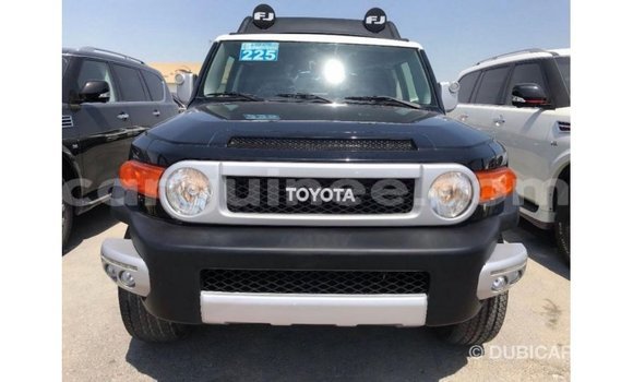 Acheter Import Voiture Toyota FJ Cruiser Noir à Import - Dubai, Conakry Acheter Import Voiture Toyota FJ Cruiser Noir à Import - Dubai, Conakry