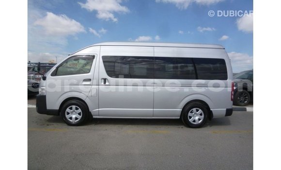 Buy Import Toyota Hiace Other Car in Import - Dubai in Conakry Buy Import Toyota Hiace Other Car in Import - Dubai in Conakry