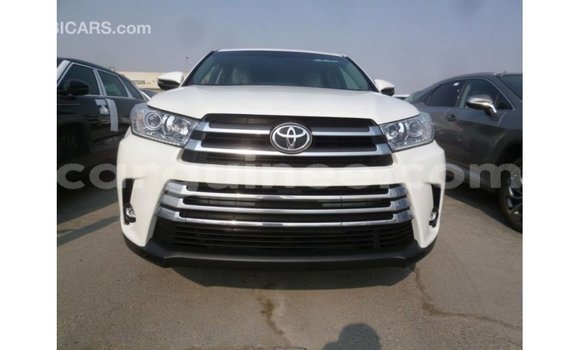 Buy Import Toyota Kluger White Car in Import - Dubai in Conakry Buy Import Toyota Kluger White Car in Import - Dubai in Conakry