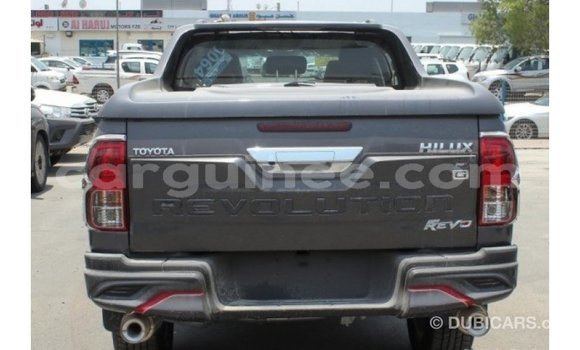 Acheter Import Voiture Toyota Hilux Autre à Import - Dubai, Conakry Acheter Import Voiture Toyota Hilux Autre à Import - Dubai, Conakry