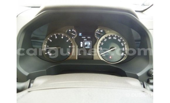 Acheter Import Voiture Toyota Prado Blanc à Import - Dubai, Conakry Acheter Import Voiture Toyota Prado Blanc à Import - Dubai, Conakry