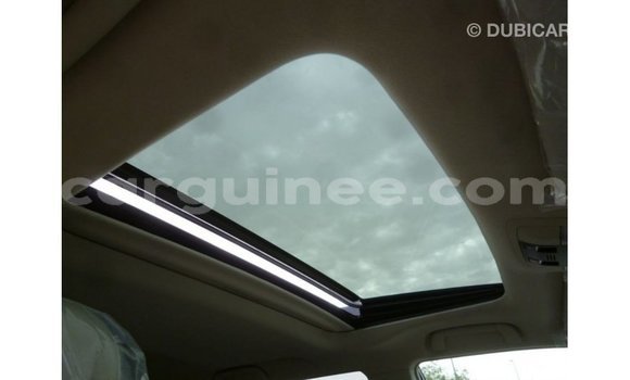 Acheter Import Voiture Toyota Prado Blanc à Import - Dubai, Conakry Acheter Import Voiture Toyota Prado Blanc à Import - Dubai, Conakry