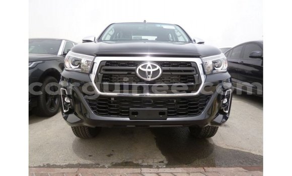 Acheter Import Voiture Toyota Hilux Noir à Import - Dubai, Conakry Acheter Import Voiture Toyota Hilux Noir à Import - Dubai, Conakry
