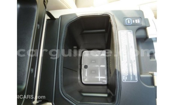 Buy Import Toyota Land Cruiser Black Car in Import - Dubai in Conakry Buy Import Toyota Land Cruiser Black Car in Import - Dubai in Conakry