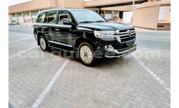 Acheter Import Voiture Toyota Land Cruiser Noir à Import - Dubai, Conakry Acheter Import Voiture Toyota Land Cruiser Noir à Import - Dubai, Conakry