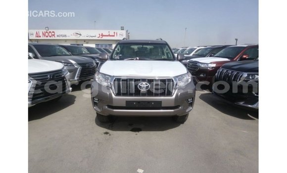 Acheter Import Voiture Toyota Prado Autre à Import - Dubai, Conakry Acheter Import Voiture Toyota Prado Autre à Import - Dubai, Conakry