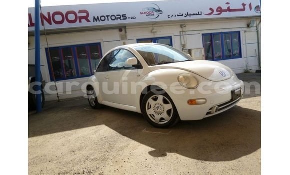 Buy Import Volkswagen Beetle White Car in Import - Dubai in Conakry Buy Import Volkswagen Beetle White Car in Import - Dubai in Conakry