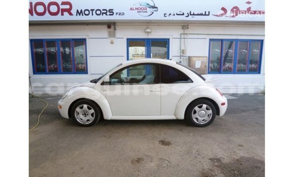 Acheter Import Voiture Volkswagen Beetle Blanc à Import - Dubai, Conakry Acheter Import Voiture Volkswagen Beetle Blanc à Import - Dubai, Conakry