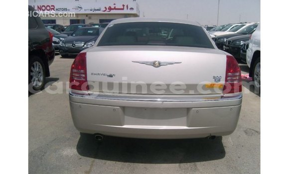 Buy Import Chrysler 300 Beige Car in Import - Dubai in Conakry Buy Import Chrysler 300 Beige Car in Import - Dubai in Conakry