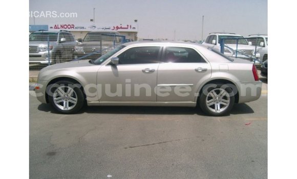 Buy Import Chrysler 300 Beige Car in Import - Dubai in Conakry Buy Import Chrysler 300 Beige Car in Import - Dubai in Conakry