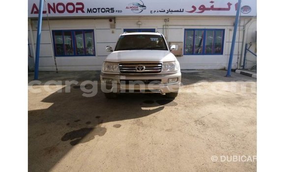Acheter Import Voiture Toyota Land Cruiser Blanc à Import - Dubai, Conakry Acheter Import Voiture Toyota Land Cruiser Blanc à Import - Dubai, Conakry