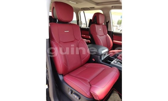 Buy Import Toyota Land Cruiser Black Car in Import - Dubai in Conakry Buy Import Toyota Land Cruiser Black Car in Import - Dubai in Conakry