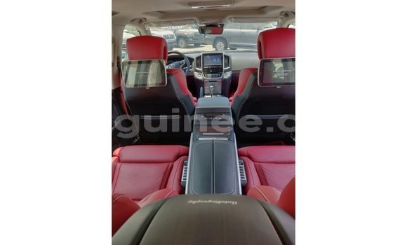 Buy Import Toyota Land Cruiser Black Car in Import - Dubai in Conakry Buy Import Toyota Land Cruiser Black Car in Import - Dubai in Conakry